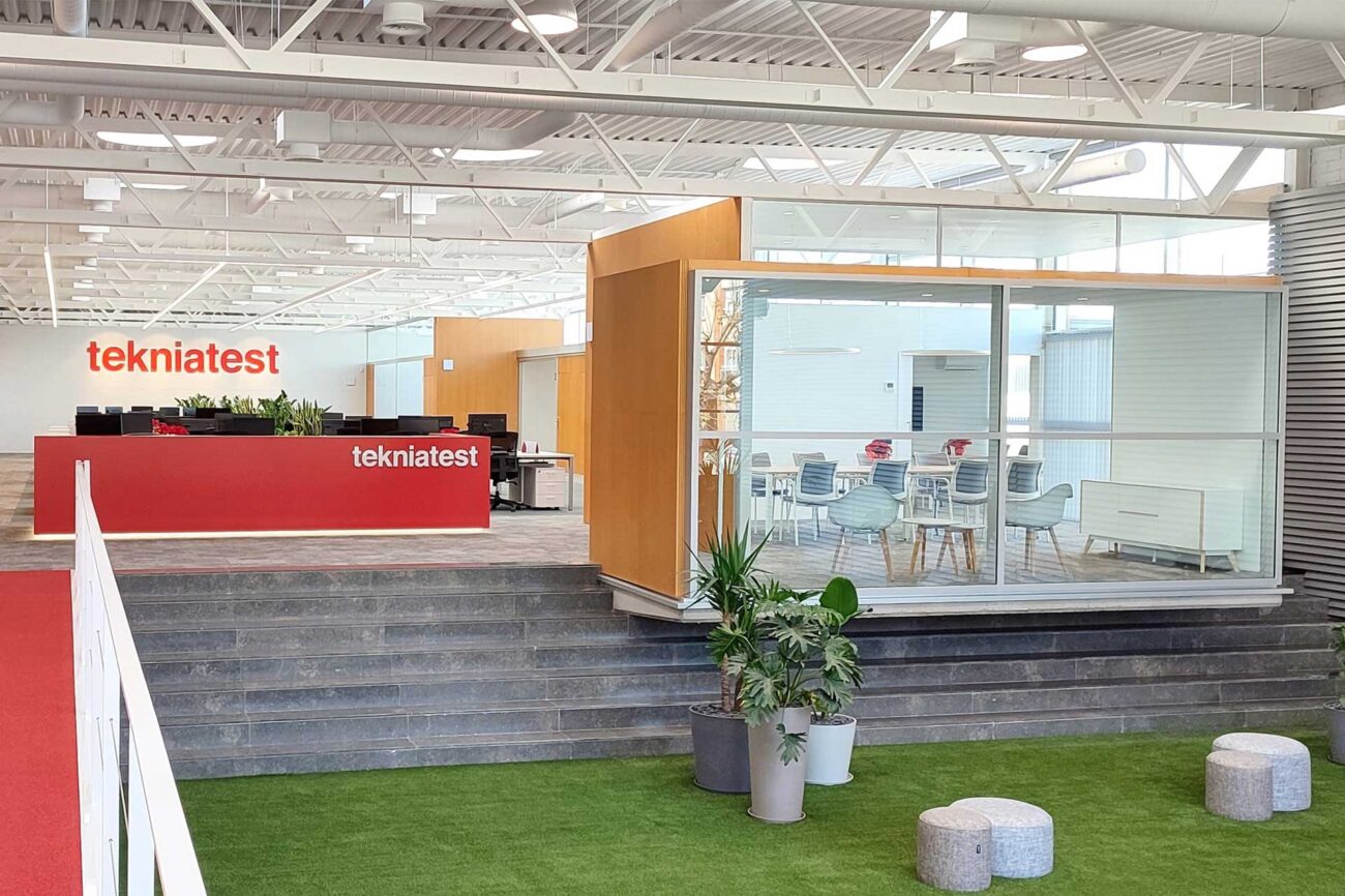 Tromilux iluminación para las oficinas de tekniatest